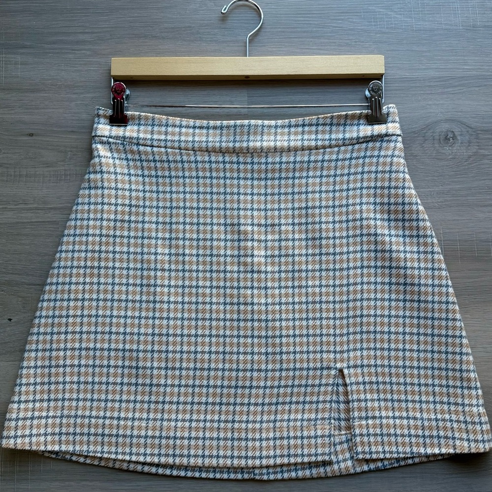 Plaid A-Line Skirt - Gray and Cream